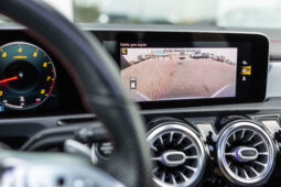 
										Mercedes Benz Cla 200 completo									