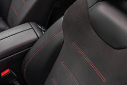 
										Mercedes Benz Cla 200 completo									