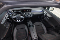 
										Mercedes Benz Cla 200 completo									