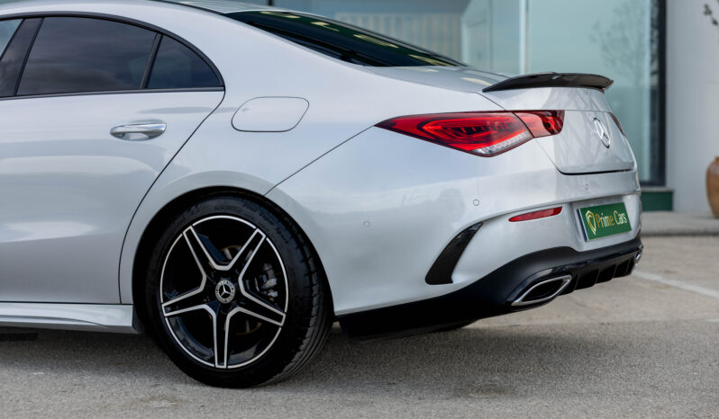 
								Mercedes Benz Cla 200 completo									