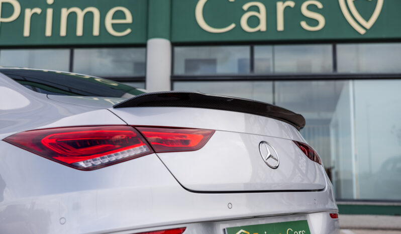 
								Mercedes Benz Cla 200 completo									