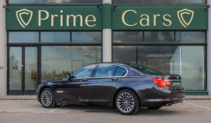 
								Bmw Serie 730d completo									