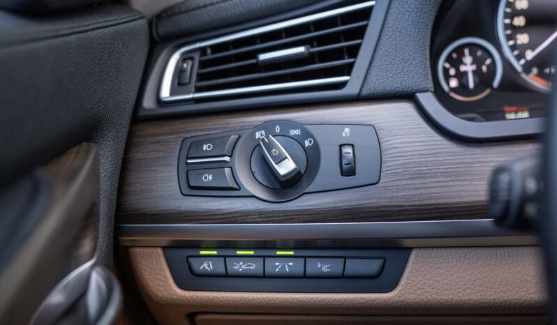 
								Bmw Serie 730d completo									