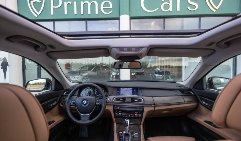 
								Bmw Serie 730d completo									