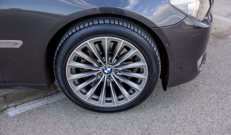 
								Bmw Serie 730d completo									