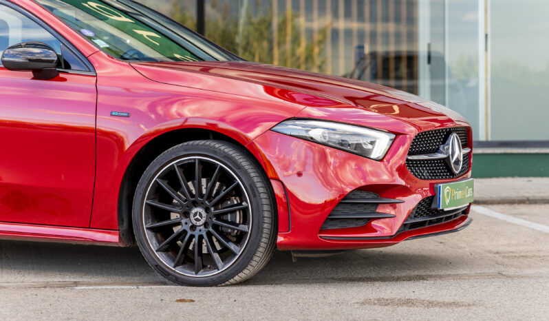 
								Mercedes  Benz A 250e completo									