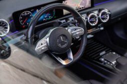 
										Mercedes  Benz A 250e completo									