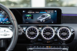 
										Mercedes  Benz A 250e completo									