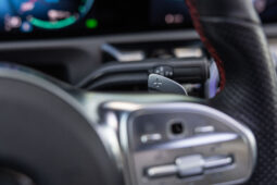 
										Mercedes  Benz A 250e completo									