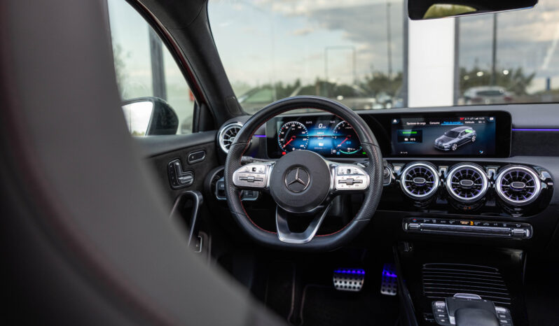 
								Mercedes  Benz A 250e completo									