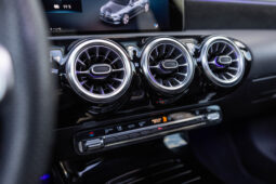 
										Mercedes  Benz A 250e completo									