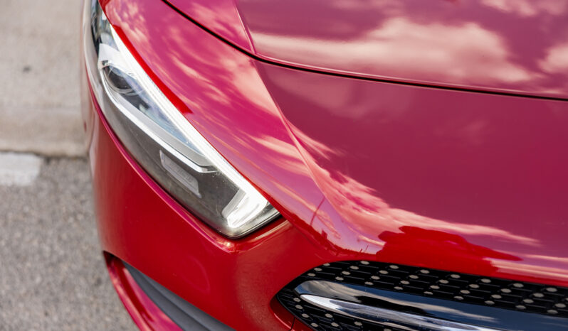 
								Mercedes  Benz A 250e completo									